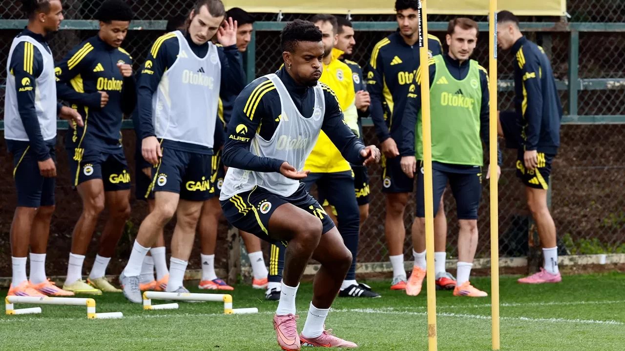 Fenerbahçe'de Beşiktaş derbisi hazırlıklıkları sürdü