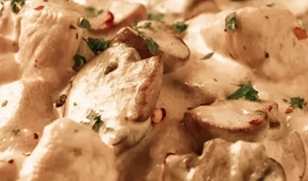 Doyurucu ve hafif! Mantarlı tavuk sote nasıl yapılır?