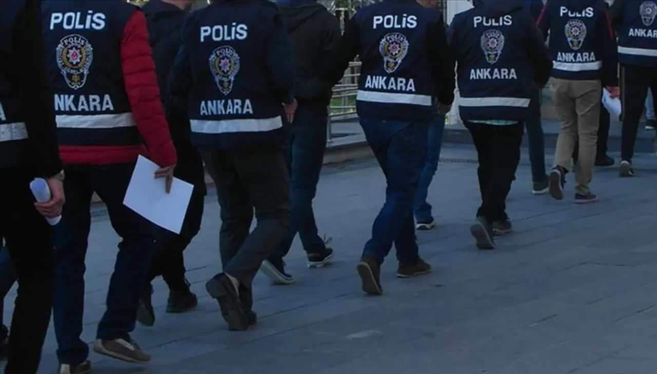 Ankara’da FETÖ/PDY’nin güncel finans yapılanmasına operasyon: 6 gözaltı