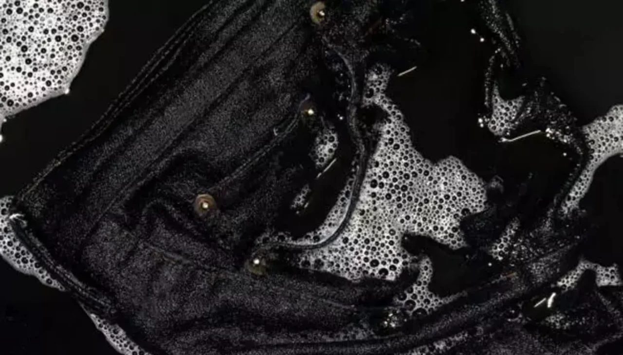 Solan siyah kıyafetler nasıl düzelir? Bu yöntemle ilk günkü gibi olacak