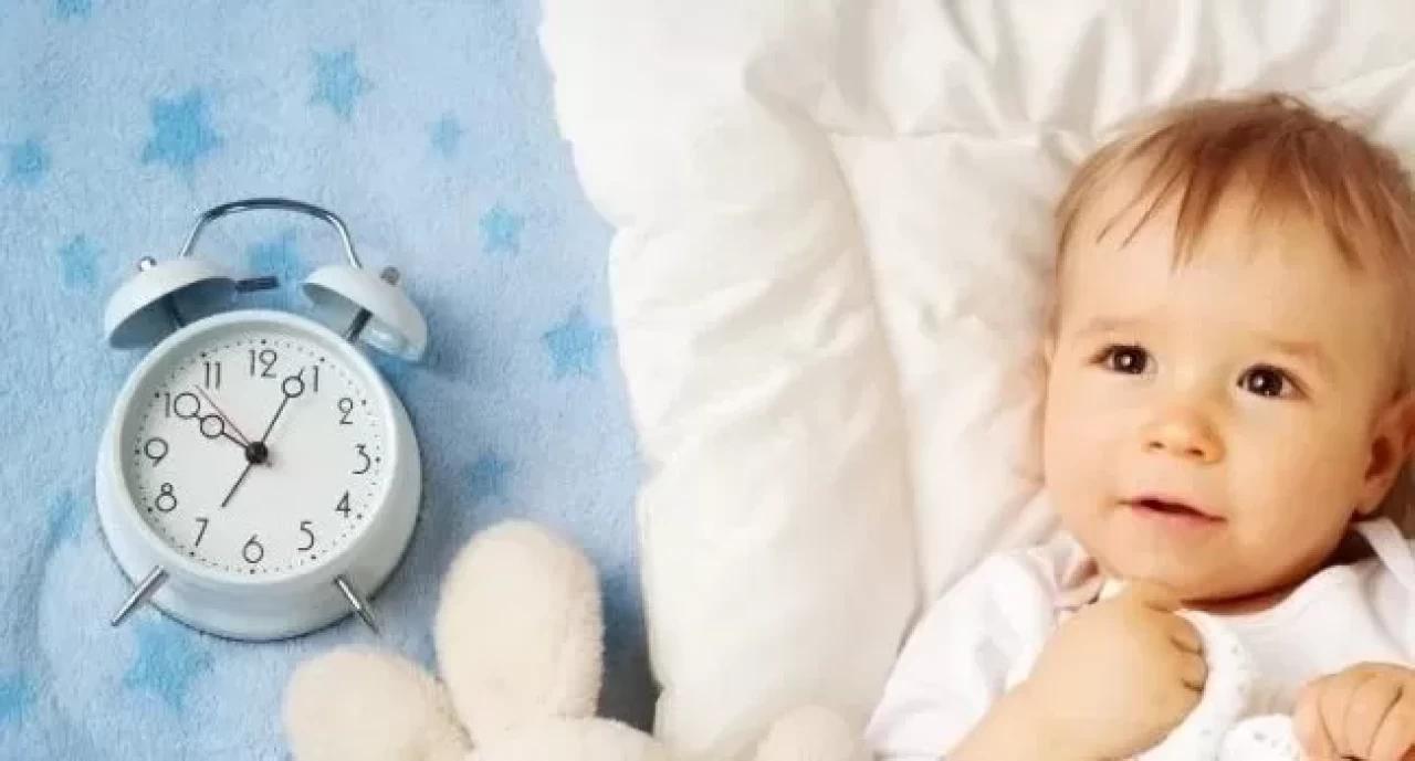 Bebeklerde deliksiz uykunun sırrı ortaya çıktı! Uzmanlar “altın saat”i açıkladı