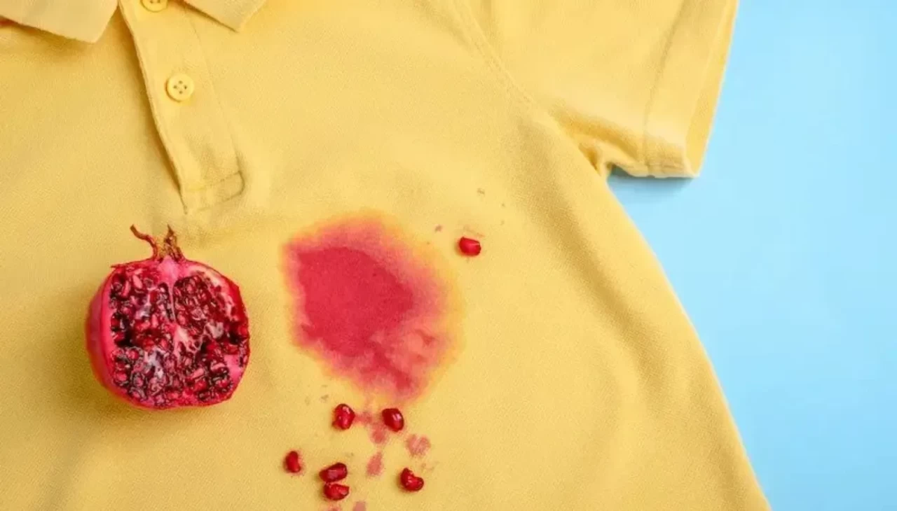 Nar lekesi nasıl çıkar? Evdeki doğal yöntemlerle iz bırakmadan temizleyin