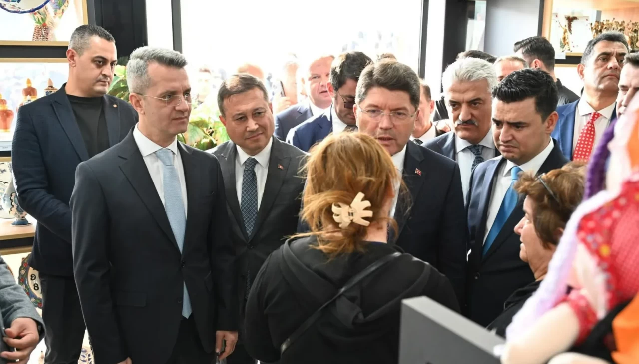 Adalet Bakanı Tunç, tutuklu ve hükümlülerin emeğini yerinde gördü