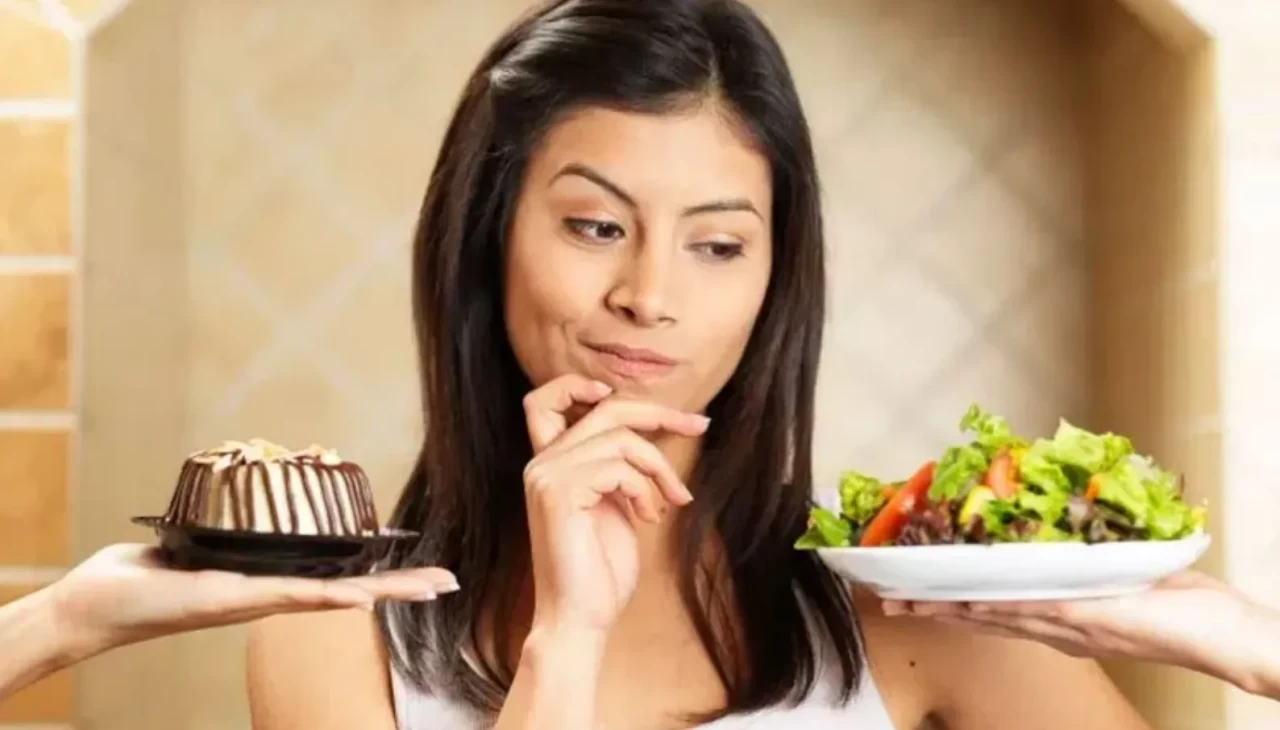 Diyet yasaklarını unutun! Küçük alışkanlıklarla kilo verdiren büyük sır