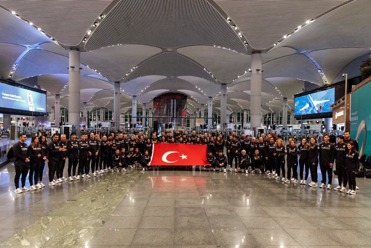 Milli sporcular, 6. İslami Dayanışma Oyunları için Riyad'a gitti