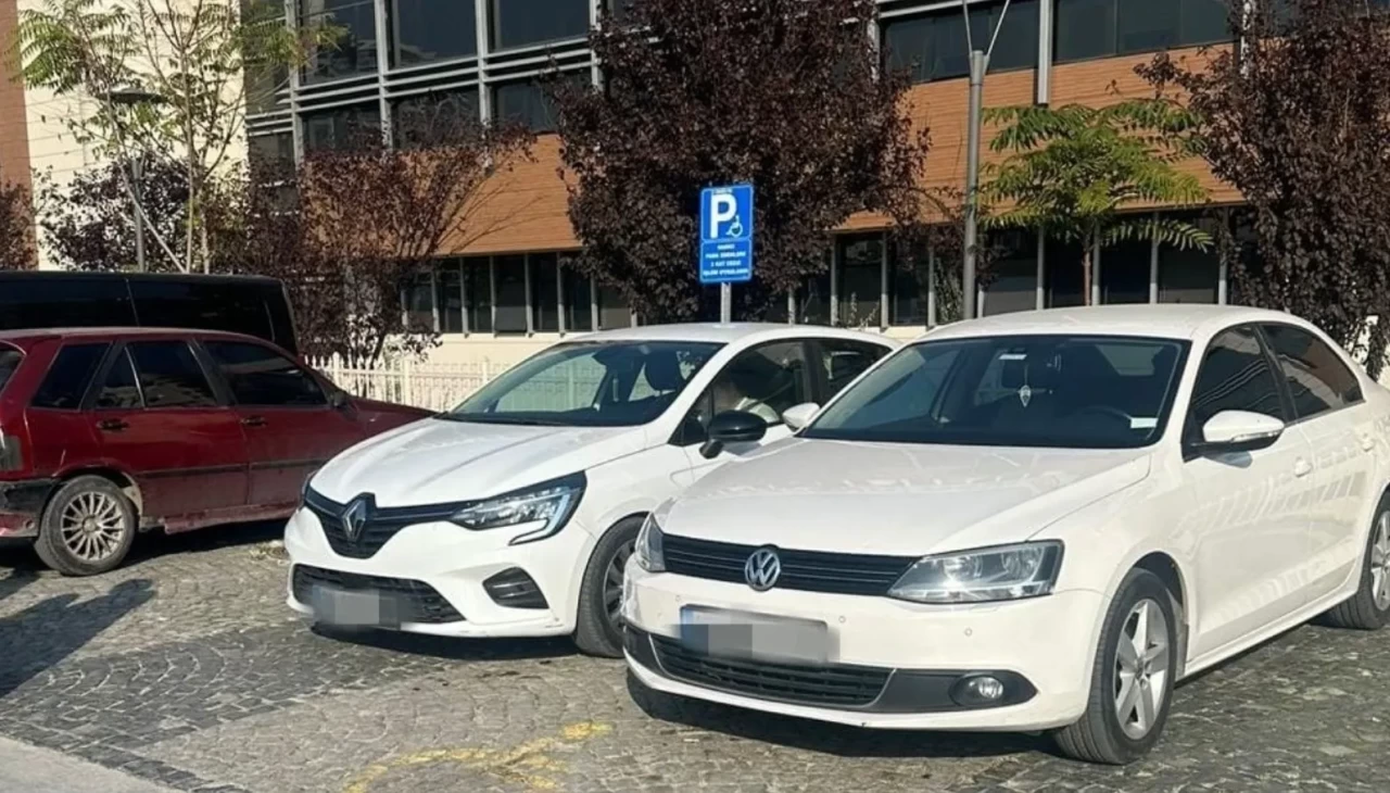 Manisa’da engelli rampalarını ve park yerlerini işgal eden sürücülere ceza yağdı!
