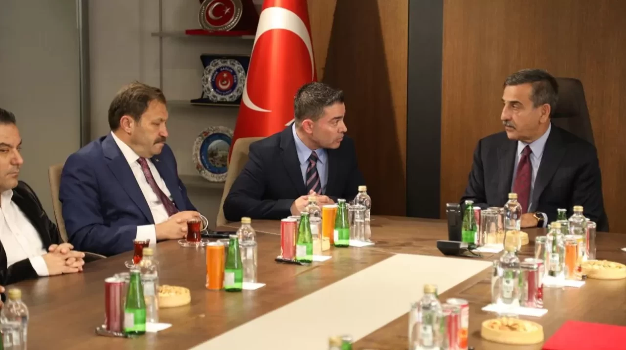 Önder Kahveci: Kıbrıs Türk Memur-Sen, adadaki Türk varlığının güvencesidir