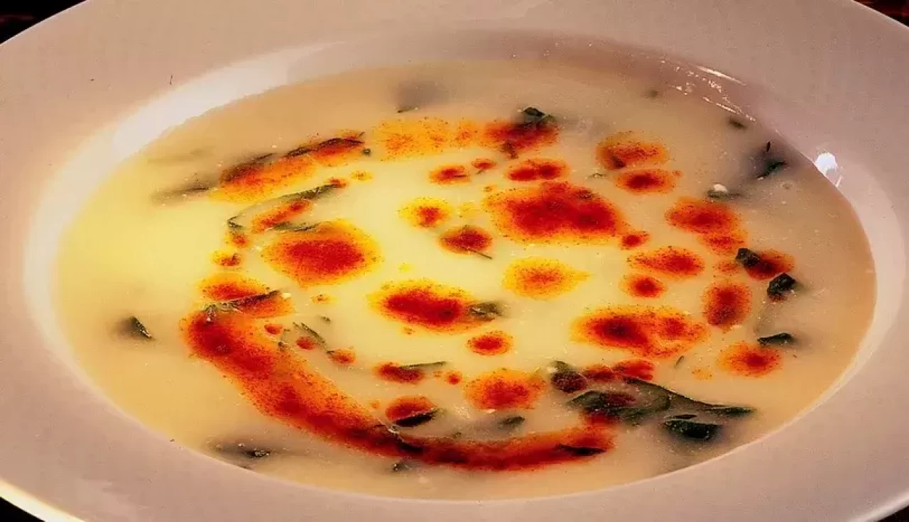 Ispanaklı Yoğurt Çorbası Bebekler İçin Demir ve Kalsiyum Deposu