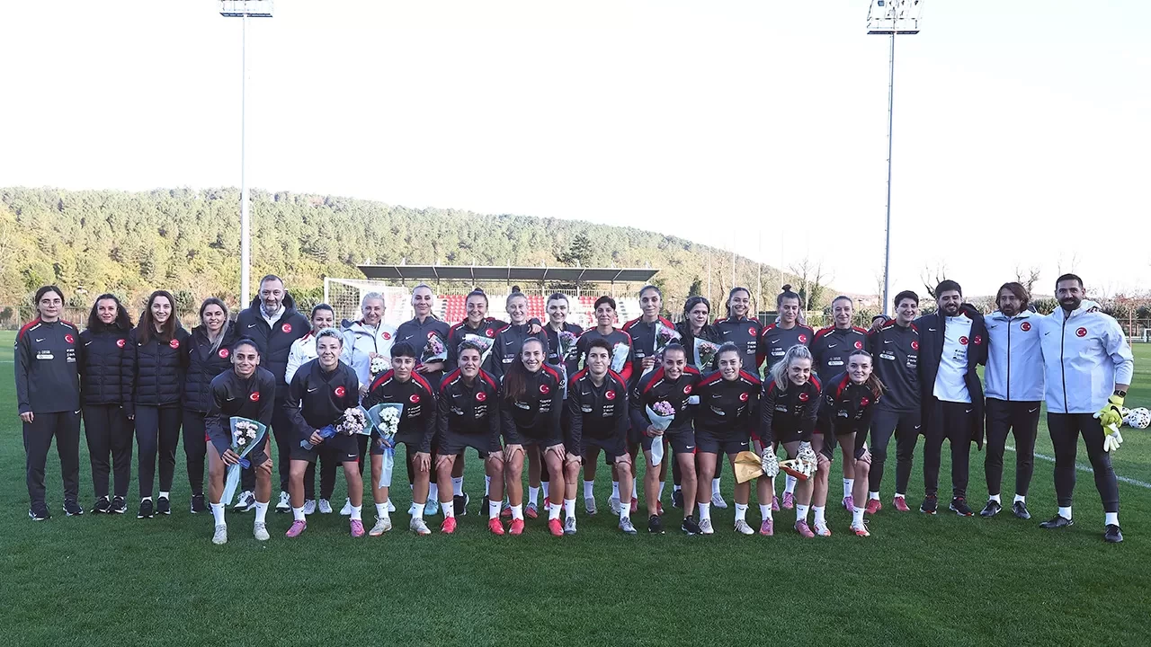 A Milli Kadın Futbol Takımı, Arnavutluk maçları öncesi hazırlıklara başladı