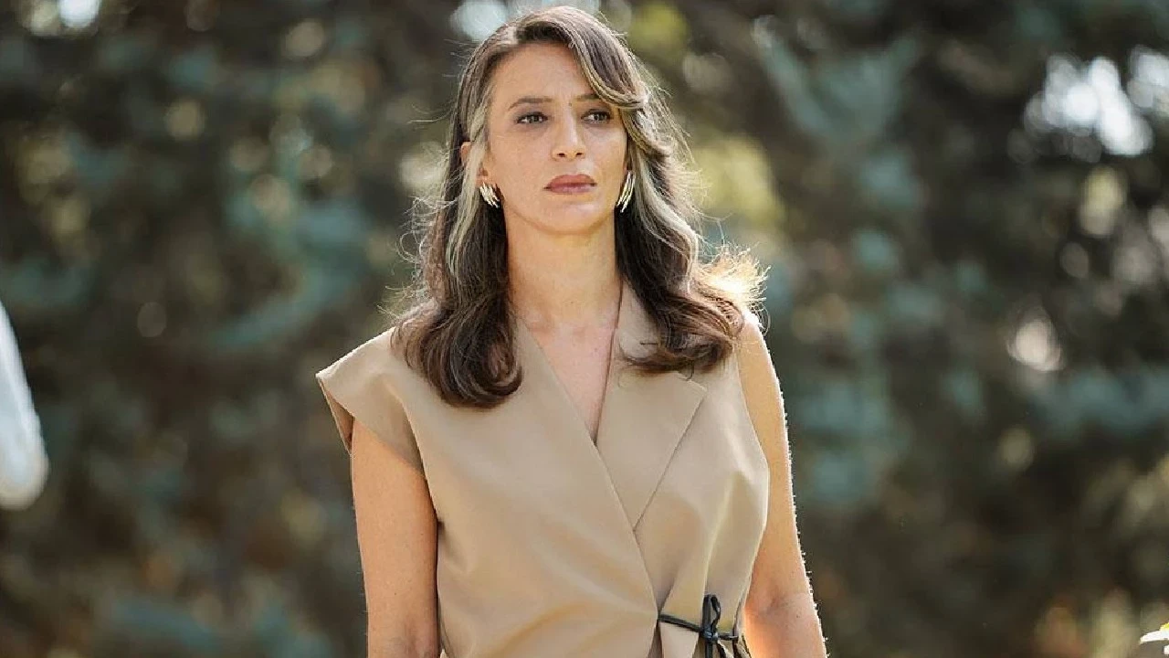 Sakıncalı dizisinin yeni yüzü Nihal Yalçın kimdir? Nihal Yalçın hangi dizi ve filmlerde rol aldı, başarıları neler?