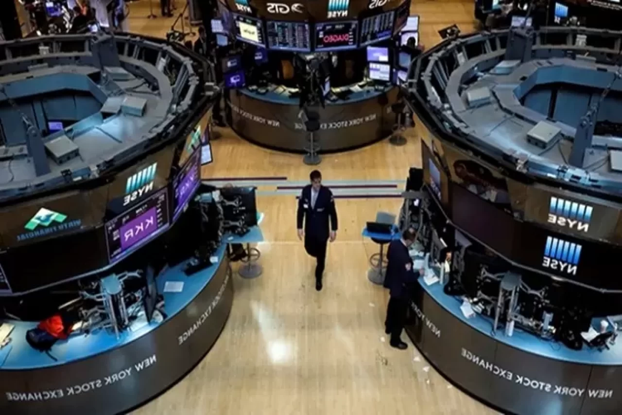 New York Borsası'nda faiz indirimi rallisi: Dow Jones yükselişle başladı