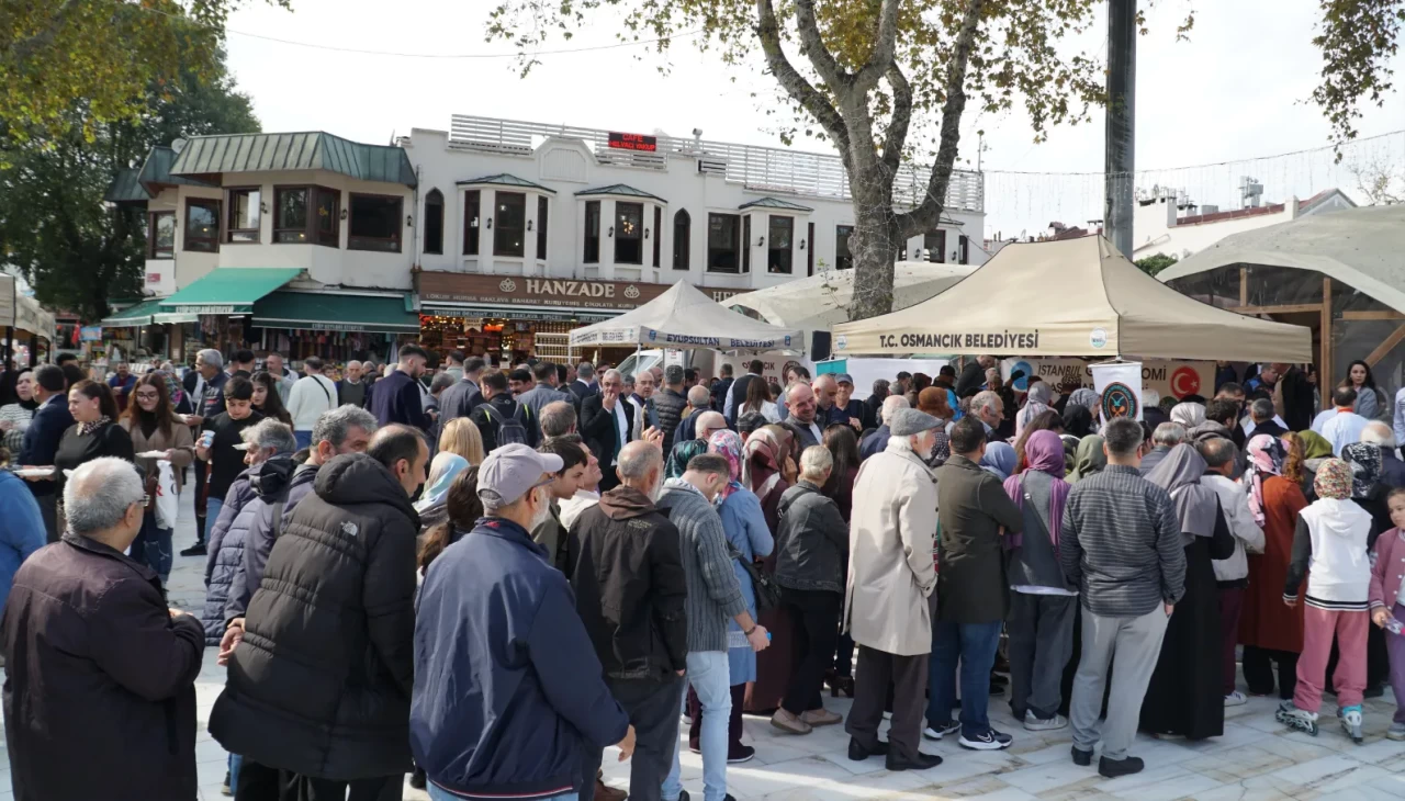 İstanbul’da Osmancık pilavı buluşması! Eyüpsultan’da binlerce kişi bir araya geldi