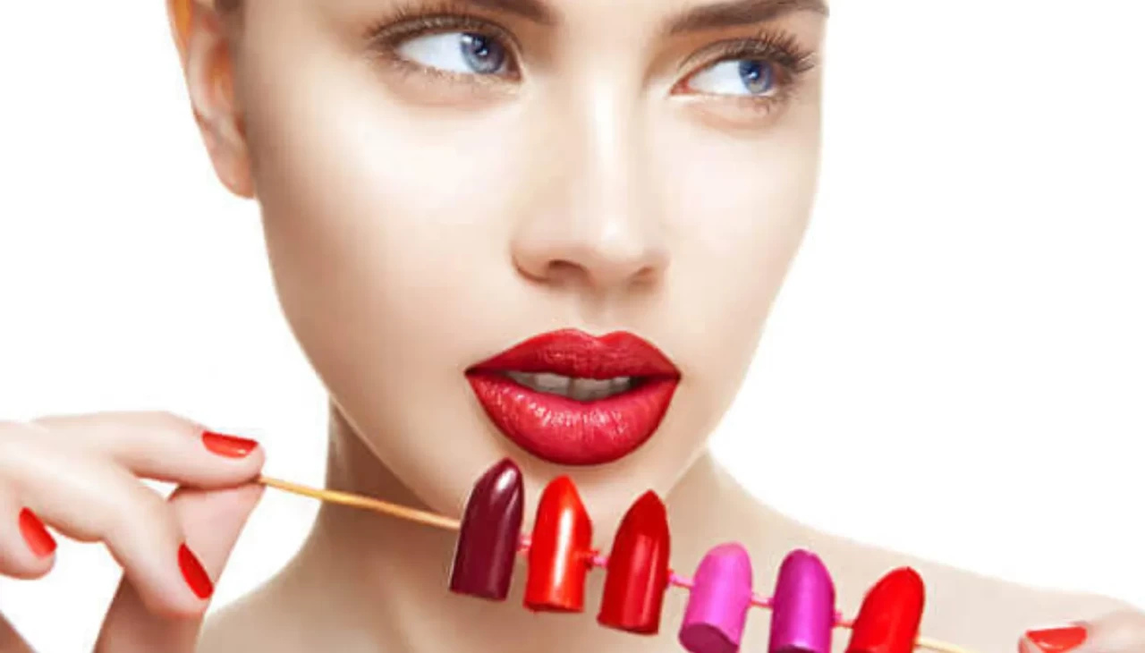 Ten rengine göre ruj seçimi nasıl yapılır? Doğru renkle yüzünüz ışıldasın!