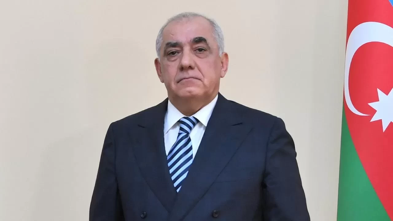 Azerbaycan, Gürcistan'da düşen askeri kargo uçağı için başlatılan kurtarma çalışmalarına yardım önerdi