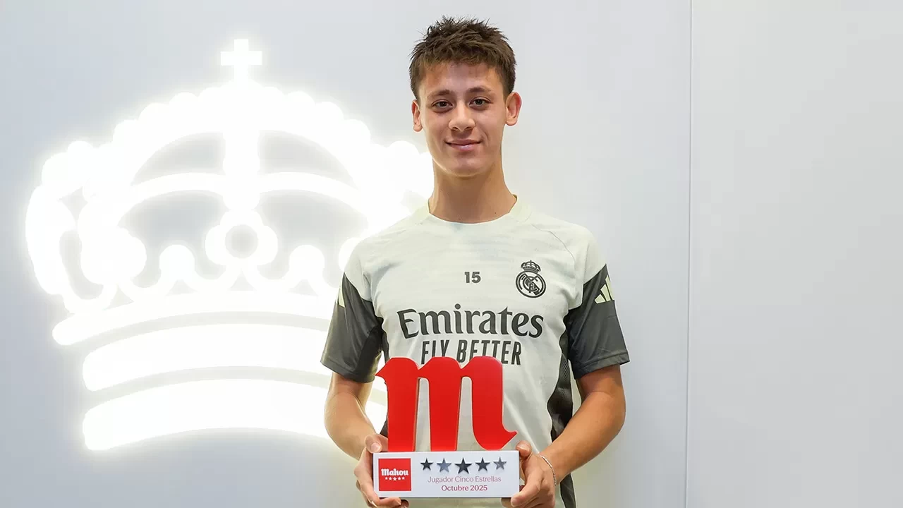 Arda Güler, Real Madrid’de Ekim ayının oyuncusu seçildi! “Umarım sezon sonunda tüm kupaları kazanırız”