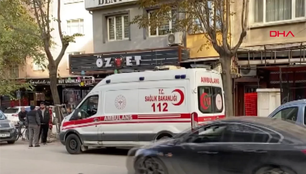 Bursa’da 3 katlı apartmandan düşen yaşlı adam hayatını kaybetti