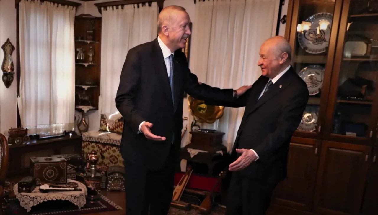 Cumhur İttifakı'nda çatlak bekleyenler duvara tosladı