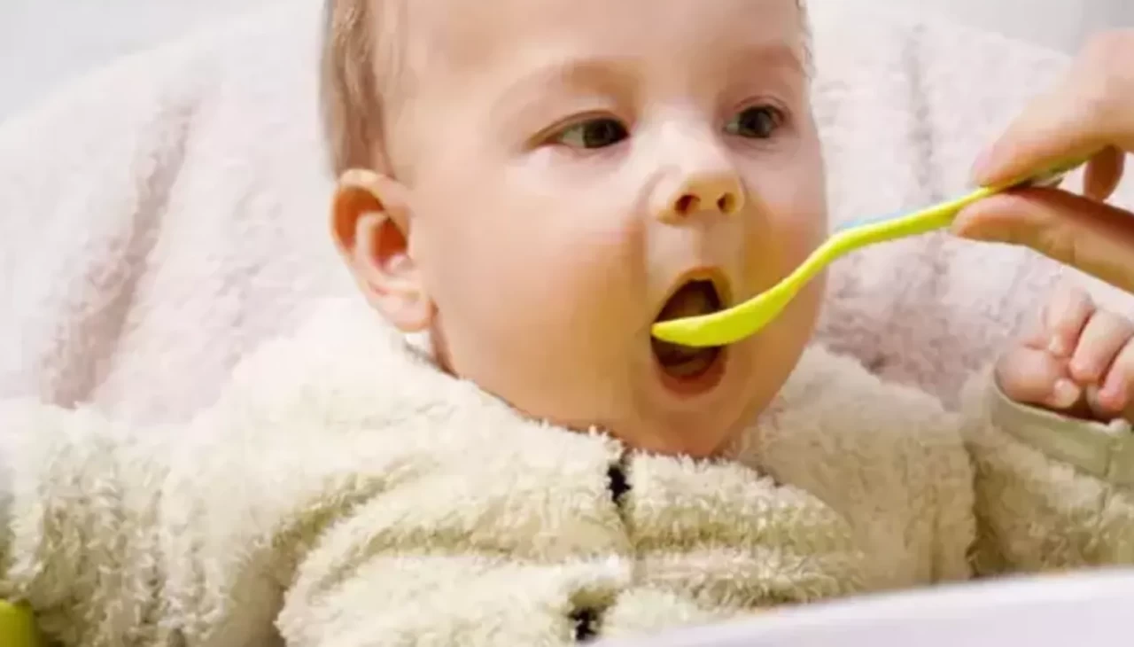 Ek gıdada flaş liste! Bebeklerin bağışıklığını uçuran doğal besinler açıklandı!