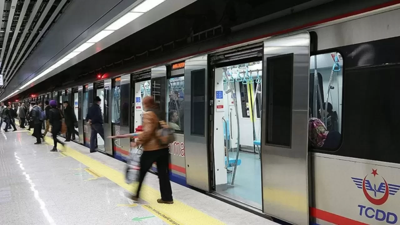 Taksim'deki metro istasyonları geçici süreyle kapanıcak