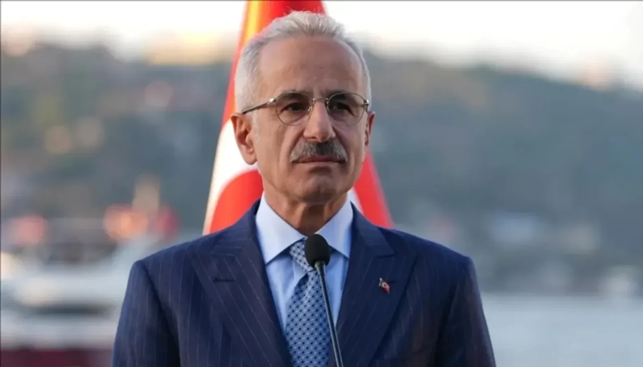 Bakan Uraloğlu: VIRAT gemisindeki 20 mürettebatın durumu iyi