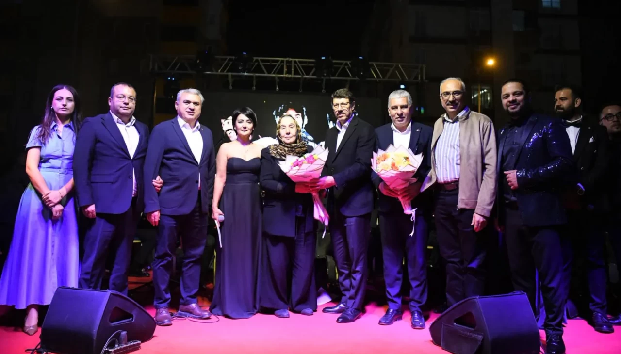 Sarıçam Belediyesi’nden Öğretmenler Günü’ne özel unutulmaz Ferdi Tayfur konseri