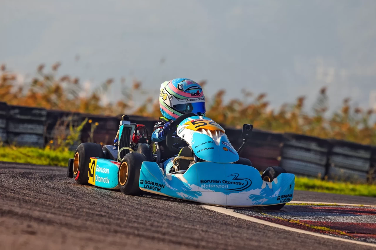 Kadın Spor Kulübü'nden başarılı karting organizasyonu: Dereceye girenler belli oldu!