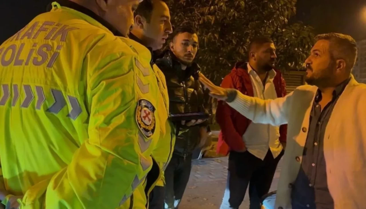 Kayseri’de alkollü sürücüden polise ilginç teklif: “Ehliyetimi alma, kemerden ceza yaz”
