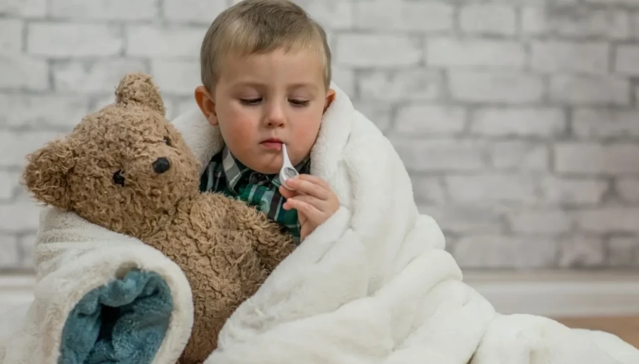 Grip sezonu başlamadan önlem alın! Çocuğunuzu kışa hazırlamanın doğal yolları