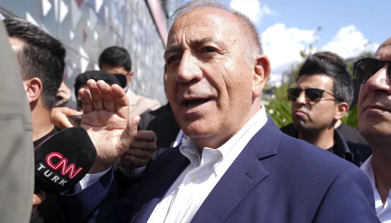 Gürsel Tekin’den zehir zemberek sözler: Biz sadece ilaçlama yapmayacağız, rahat ol Sayın Özel!