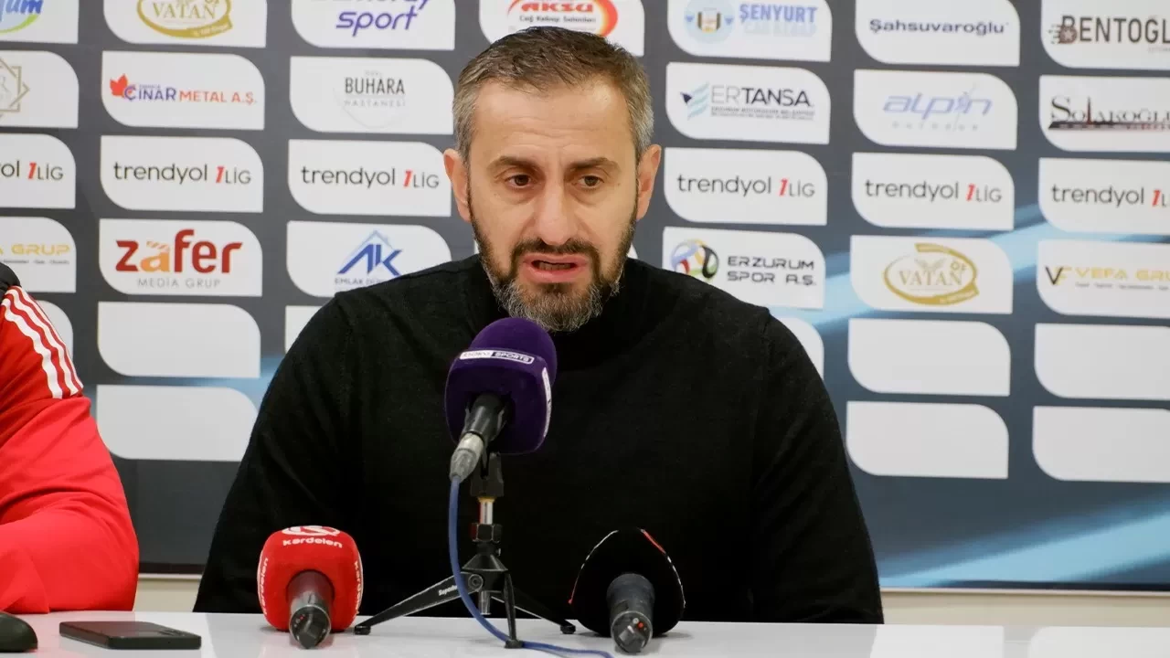 Erzurumspor FK’dan farklı galibiyet: Serkan Özbalta “Özlediğimiz bir galibiyetti”