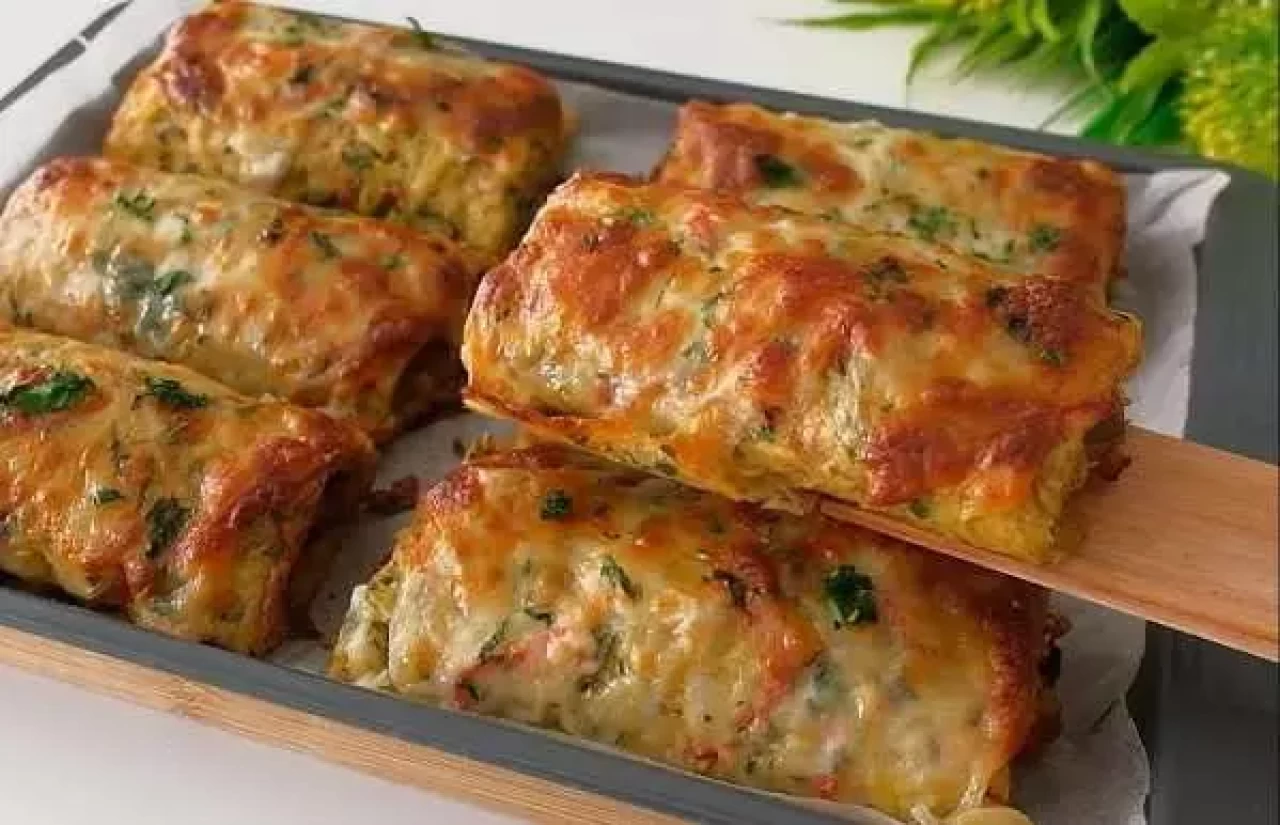 Fırında Patatesli Tavuk Sarması: Her Lokmada Şölen Tadında Sofraların Yıldızı!