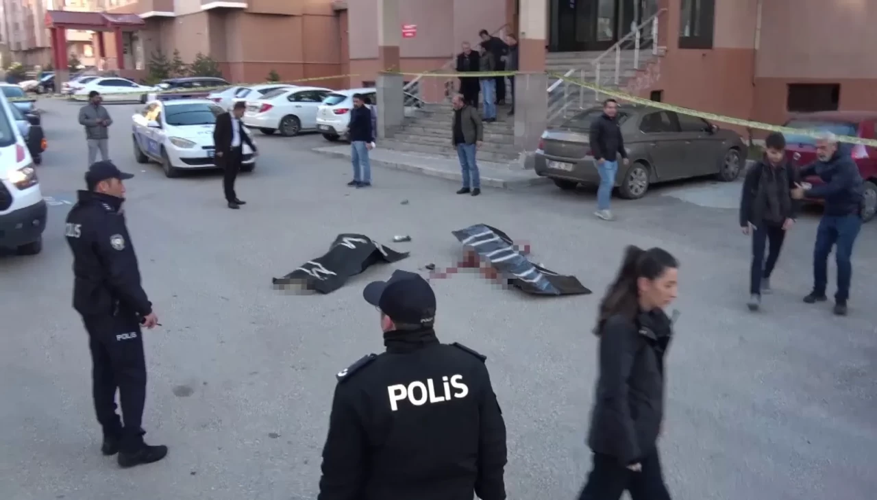 Erzurum sabaha kabusla uyandı! Kadını sokak ortasında öldürüp kendi canına kıydı