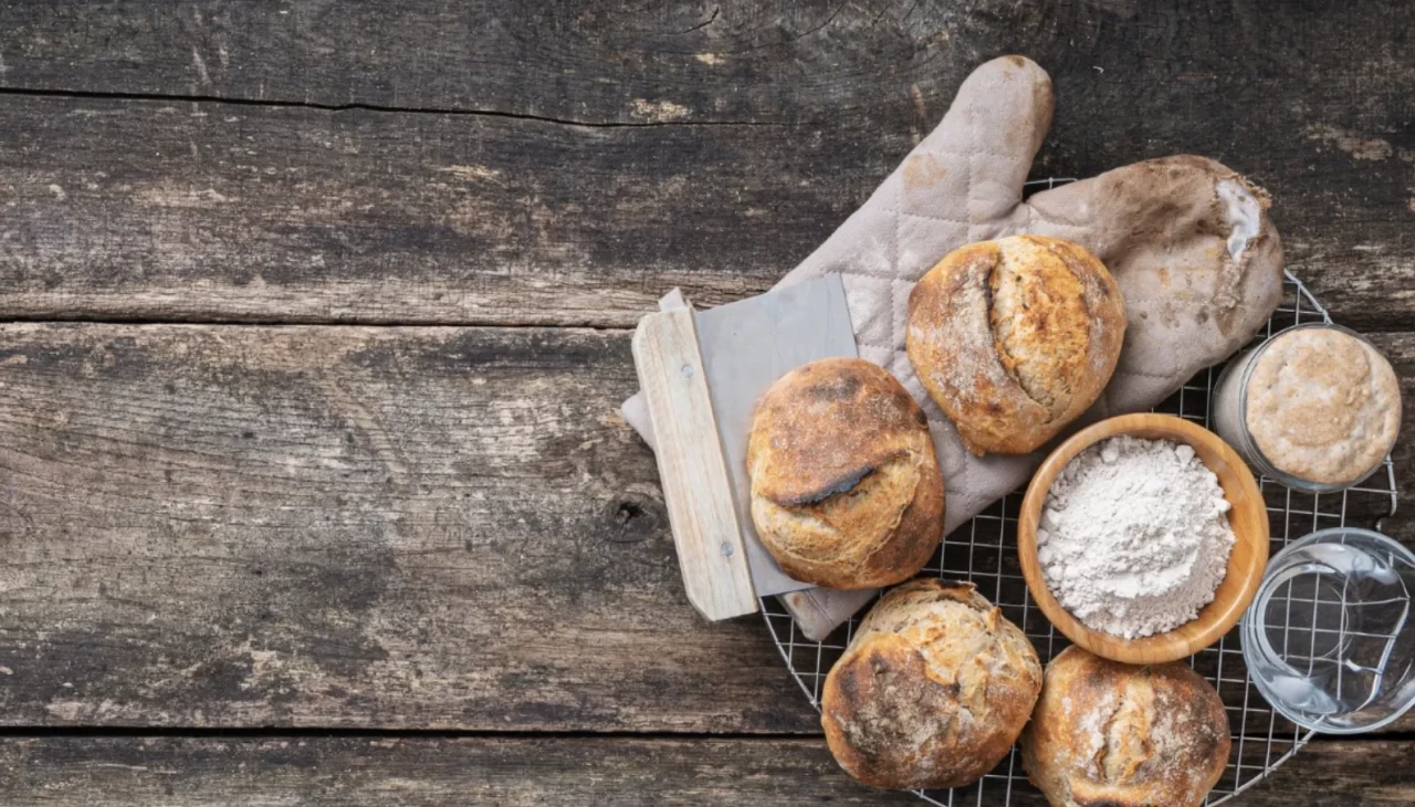 Diyet dünyası bu ekmeği konuşuyor! 4 malzeme ile tok tutan tahinli tarif