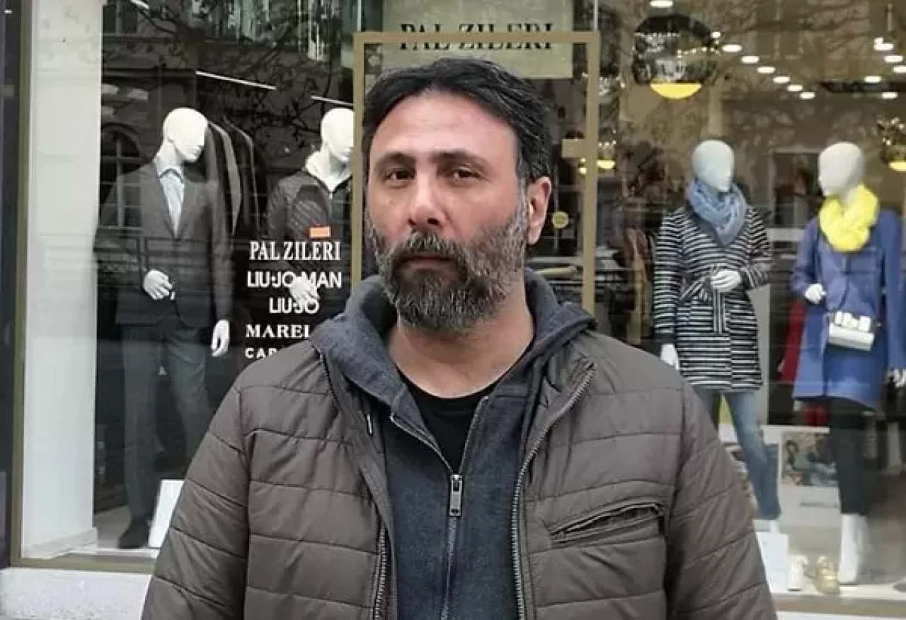 Gibi Dizisinin Senaristi Aziz Kedi Kimdir? Gerçek Adı ve Yaşı