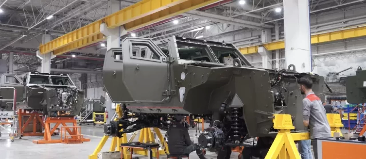 Otokar, Türkiye’nin en büyük zırhlı araç ihracatı için vites yükseltti