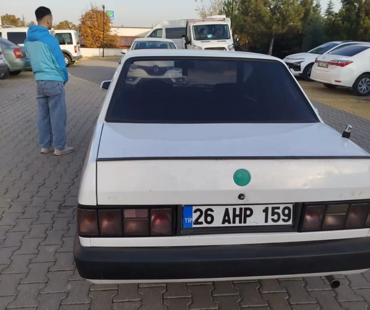 Eskişehir’de abartı egzozlu araç trafiğe çıktı: Sürücüye ceza yağdı, otomobil trafikten men edildi