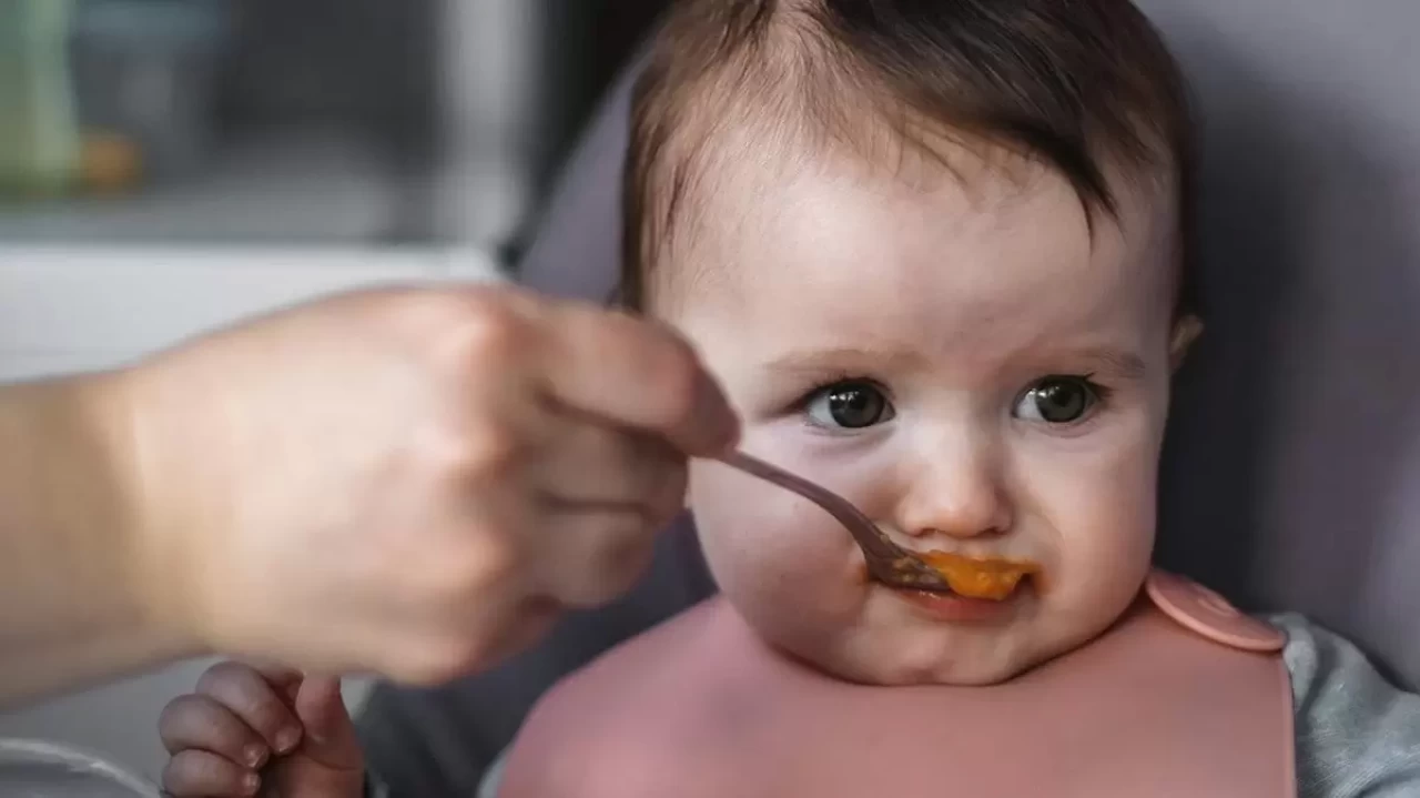 10 Besleyici Bebek Çorbası Tarifi – Ek Gıdaya Başlayan Minikler İçin Sağlıklı Lezzetler