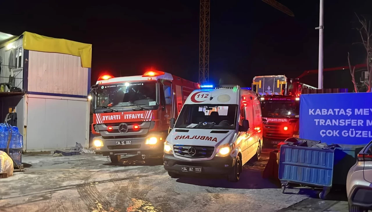 Beyoğlu'nda metro inşaatında çökme! 1 işçiden acı haber geldi