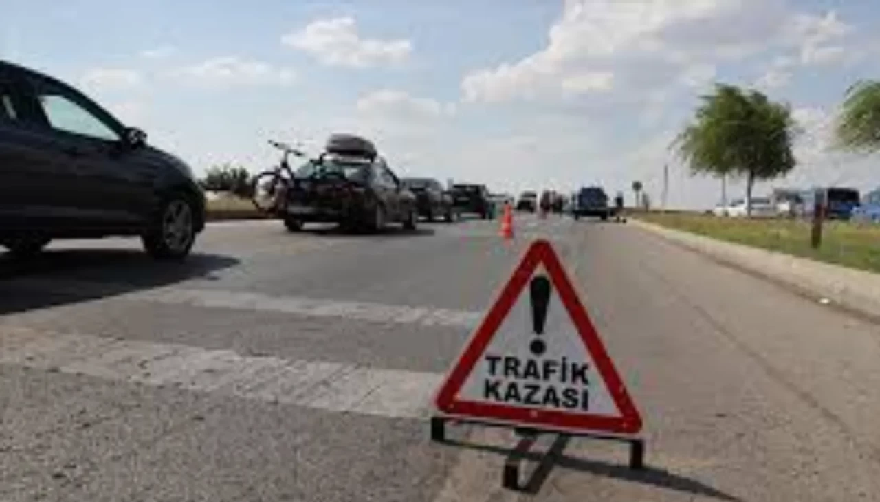 Mardin’de otomobil devrildi: 3 yaralı