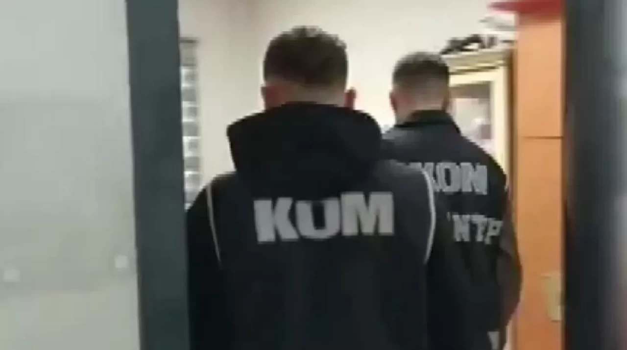 Gaziantep’te kaçak ilaç operasyonu: 30 bin adet ilaç ele geçirildi, 3 şüpheli gözaltında