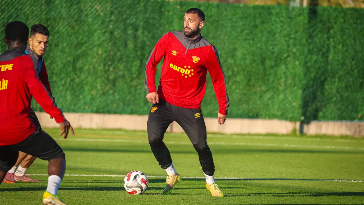 Göztepe, Kocaelispor maçı hazırlıklarına tempolu şekilde devam ediyor