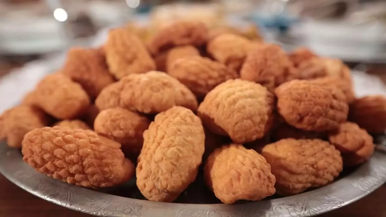 Van’a Özgü Geleneksel Şerbetli Lezzet: Eğdek Tatlısı Tarifi