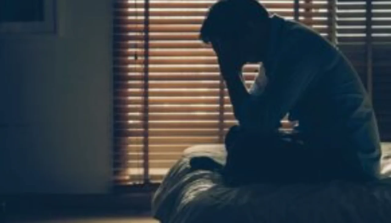 Zihni yoran sessiz tuzaklar! Majör depresif bozukluğu derinden etkileyen 5 hata