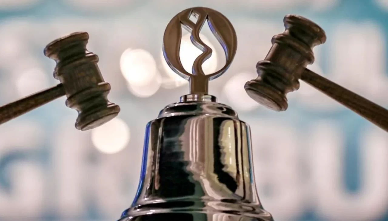 Borsa rekora koşuyor: BIST 100 endeksi günün ilk yarısında yükselişini sürdürdü!