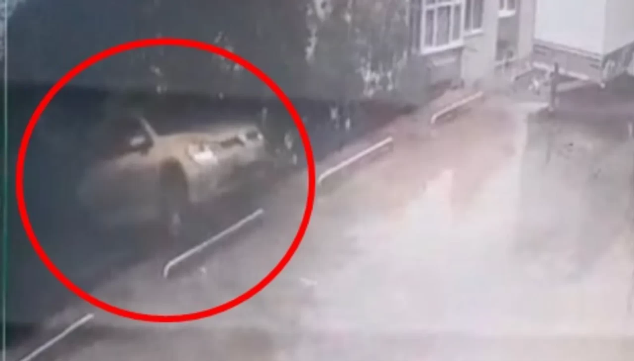 Geri vitese takıp 7 metre uçtu: Bursa’da korku dolu anlar kamerada