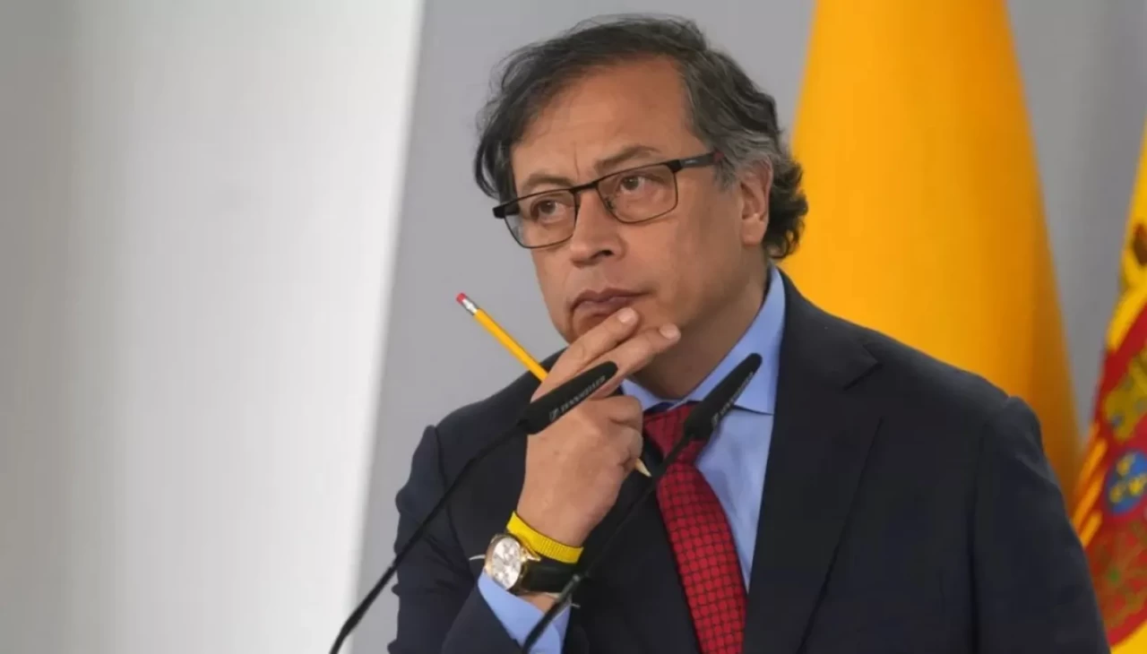 Kolombiya çalkalanıyor! Petro’nun partisine seçim finansmanı şoku: Rekor ceza, sert tepki!