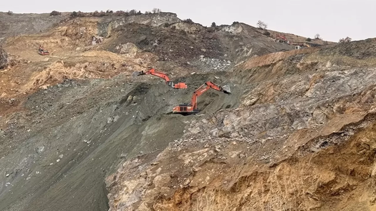 Maden ocağında göçük: Aramalar 10'uncu günde devam ediyor