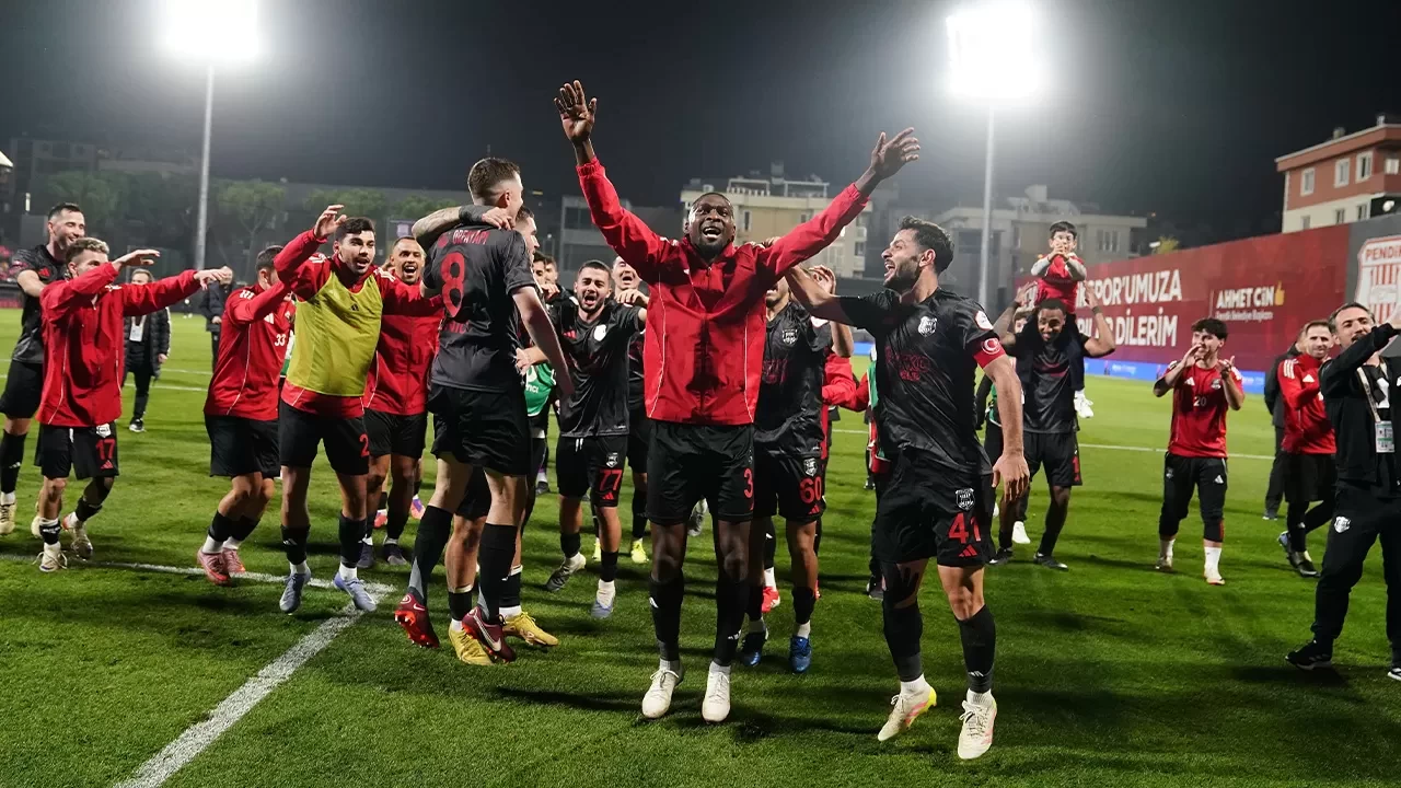 Pendikspor son dakikalarda fişi çekti: Pendikspor 2-0 Manisa FK