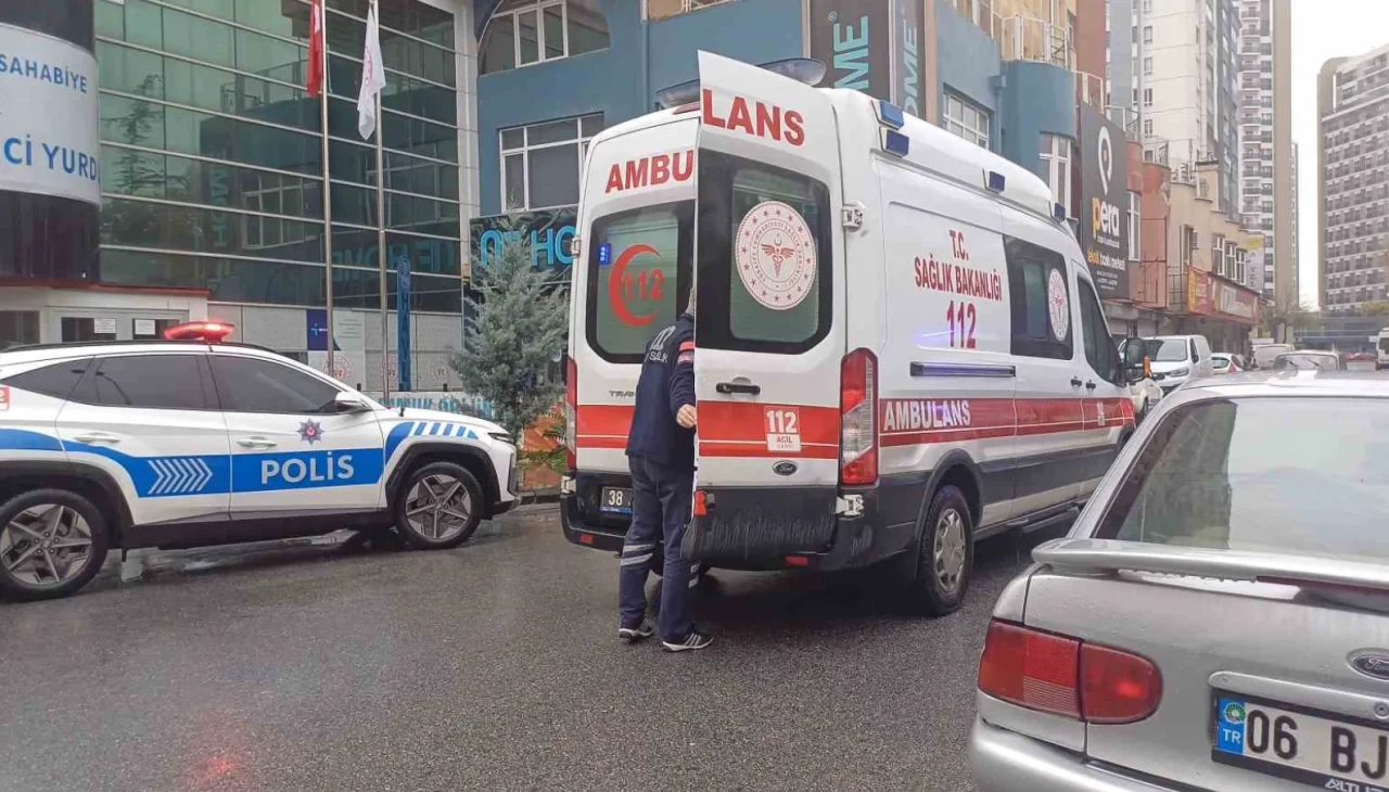 Parktaki tartışma kavgaya dönüştü: 1 yaralı