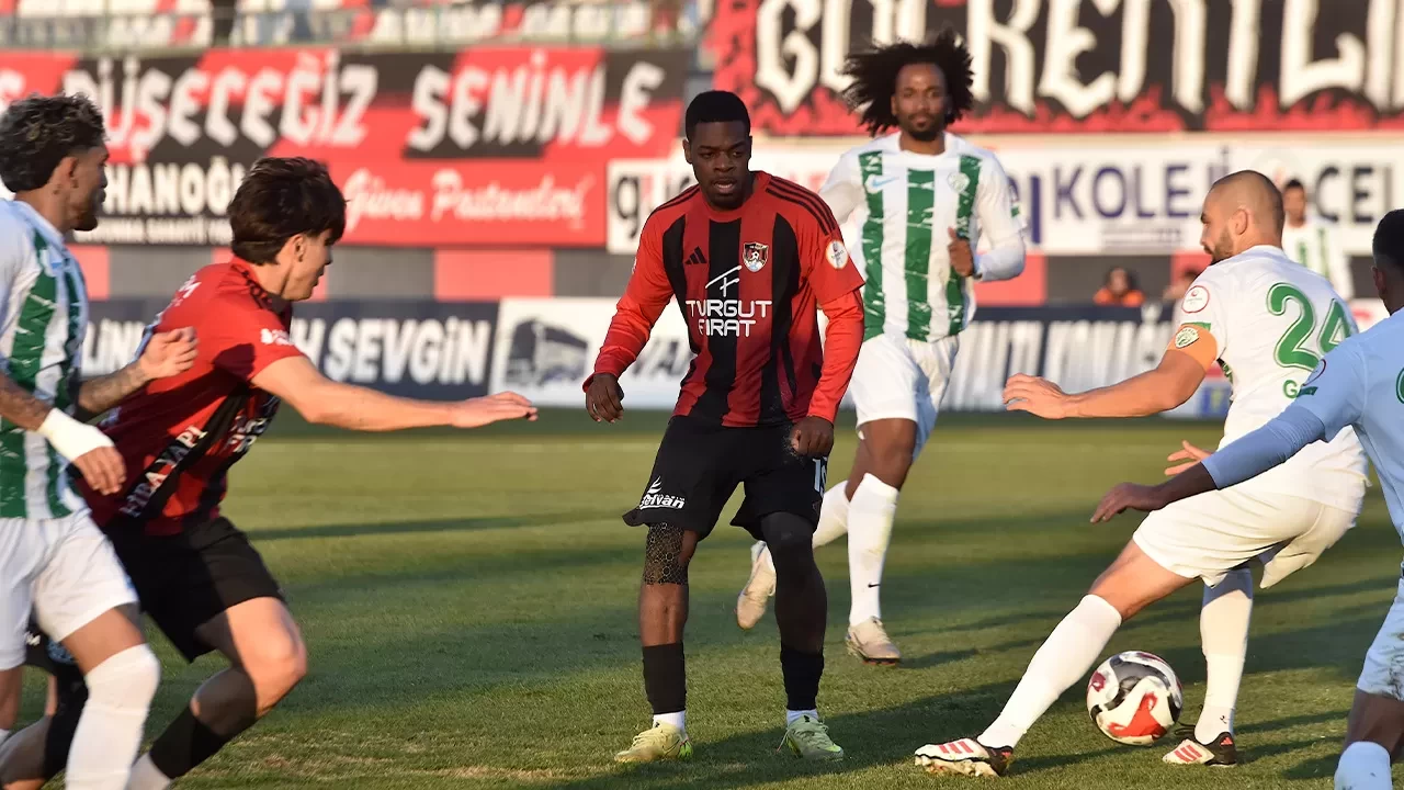 Serikspor deplasmanda tek golle güldü: 1. Lig'de Vanspor FK 0-1 Serikspor
